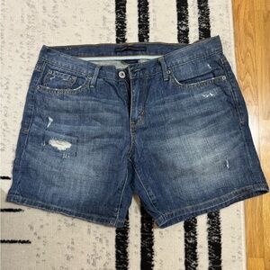 Levi's petite Blue Boyfriend Jeans